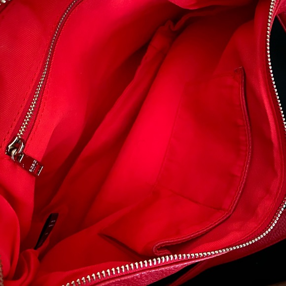 BCBG purse - Picture 3 of 4